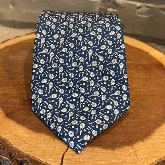 Vineyard Vines Navy and Yellow Tennis Racket & Tennis Ball Silk Tie - Picture 3 of 5